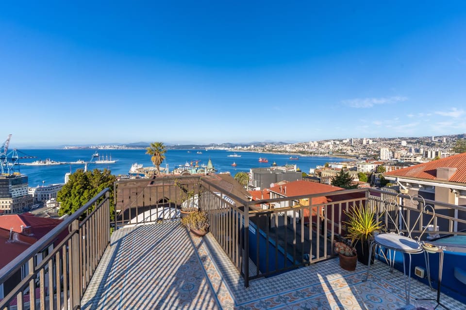 Balcony/Terrace, City view, Sea view