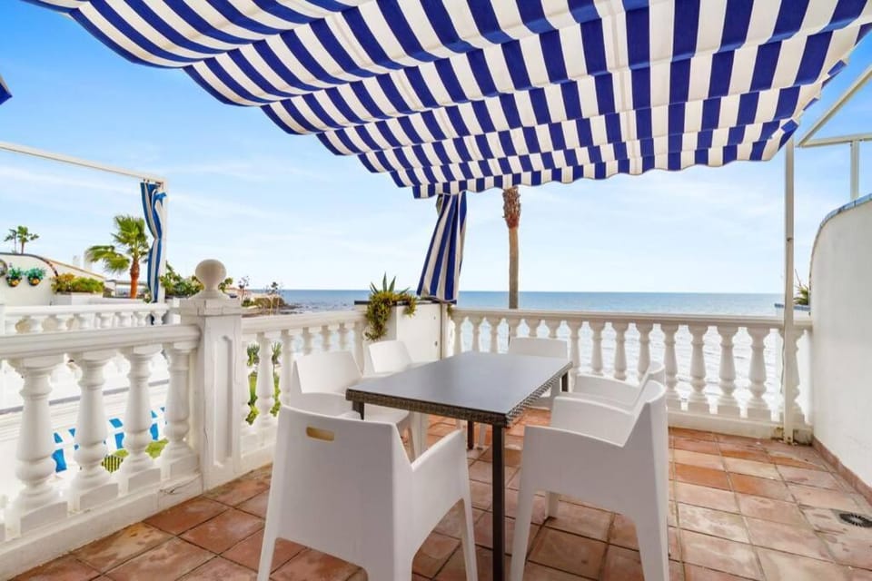 Patio, Sea view