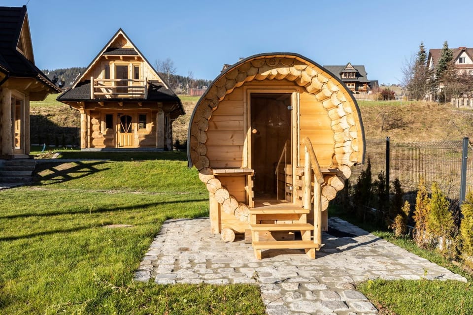 Property building, Natural landscape, Garden, Area and facilities