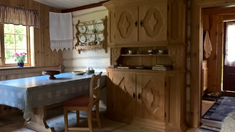 Brekkøye i Lom House in Innlandet