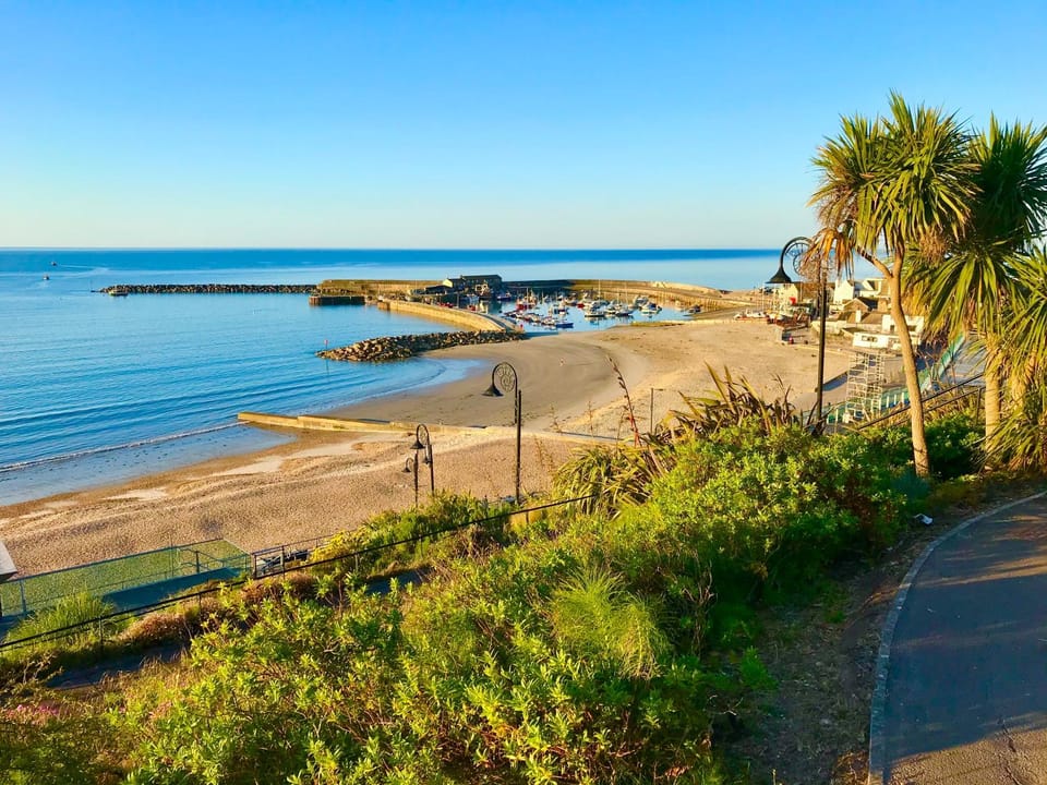 Lyme Regis renovated period seaside flat Apartment in Lyme Regis
