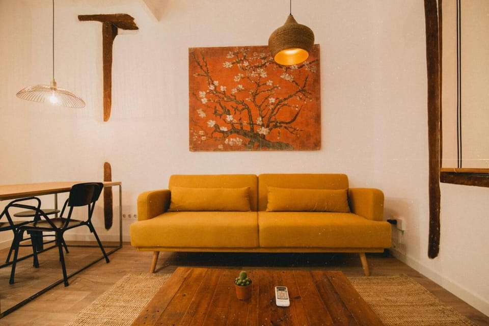 CHARMING DESIGN APARTMENT REINA SOFIA Apartment in Centro