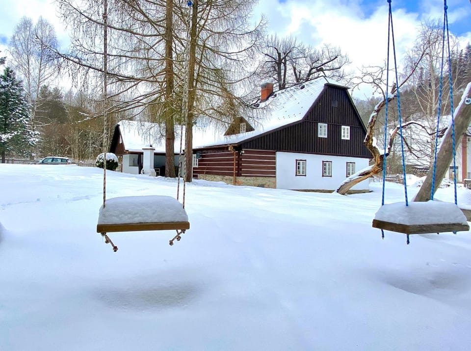 Chalupa u Studánky Chalet in Lower Silesian Voivodeship