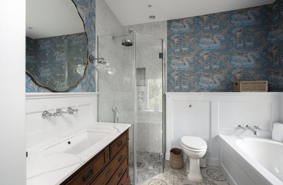 Shower, Toilet, Bathroom, Bath
