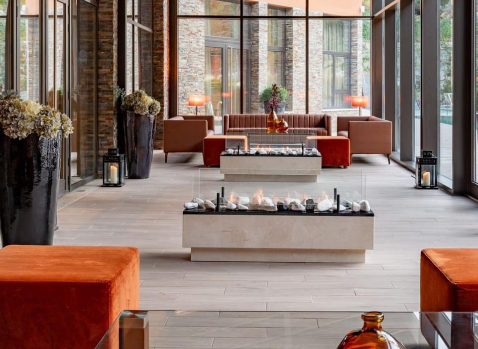 Winter, Balcony/Terrace, Lounge or bar, fireplace