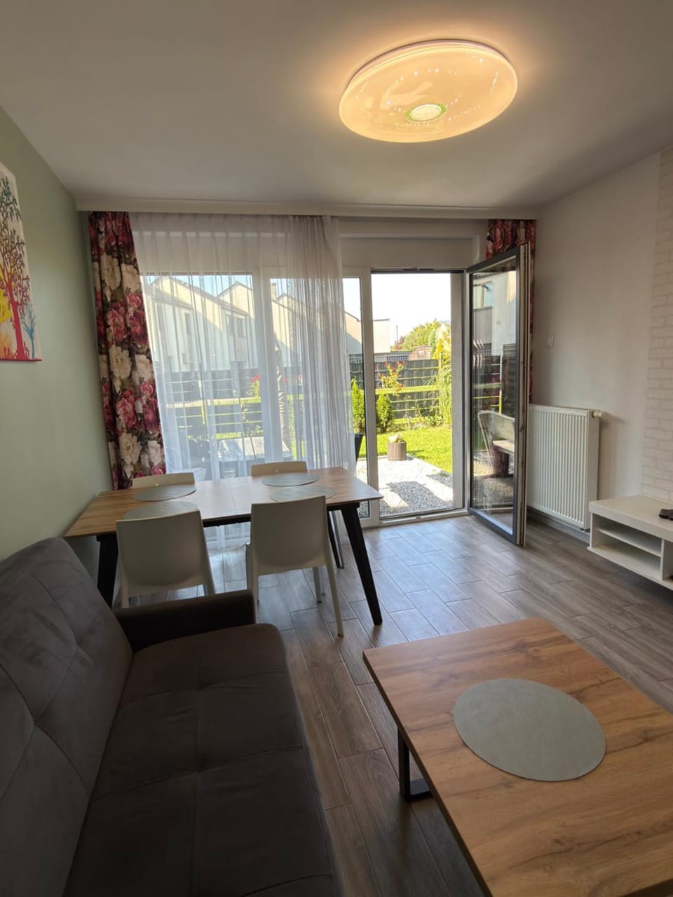 1 Tyskie Apartamenty z prywatnym ogródkiem Apartment in Poland