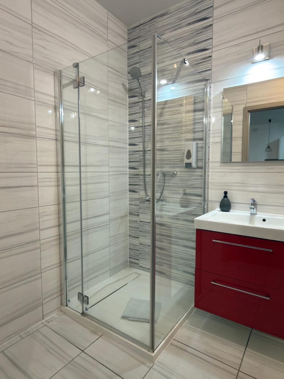 Shower, Bathroom