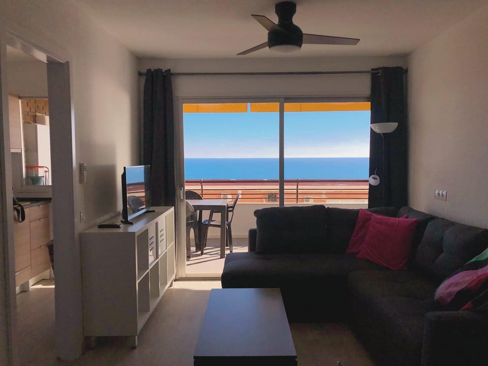 Living room, Sea view