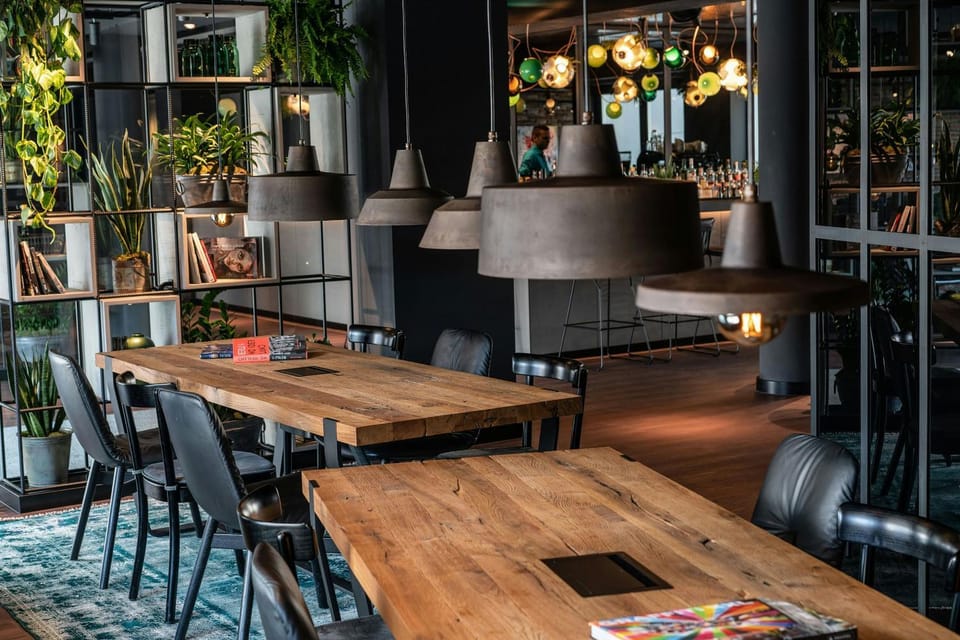 Lounge or bar