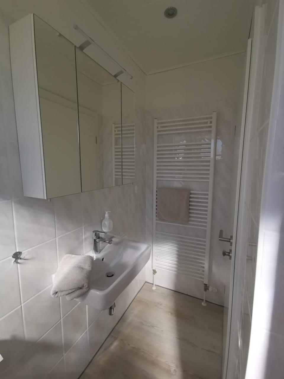 Bathroom, towels