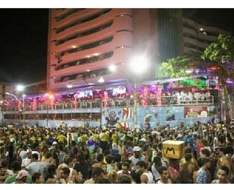 Studio perto do Cristo carnaval circuito ondina Apartment hotel in Salvador