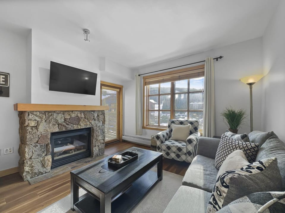 PP416 Passage Point condo Apartment in Copper Mountain