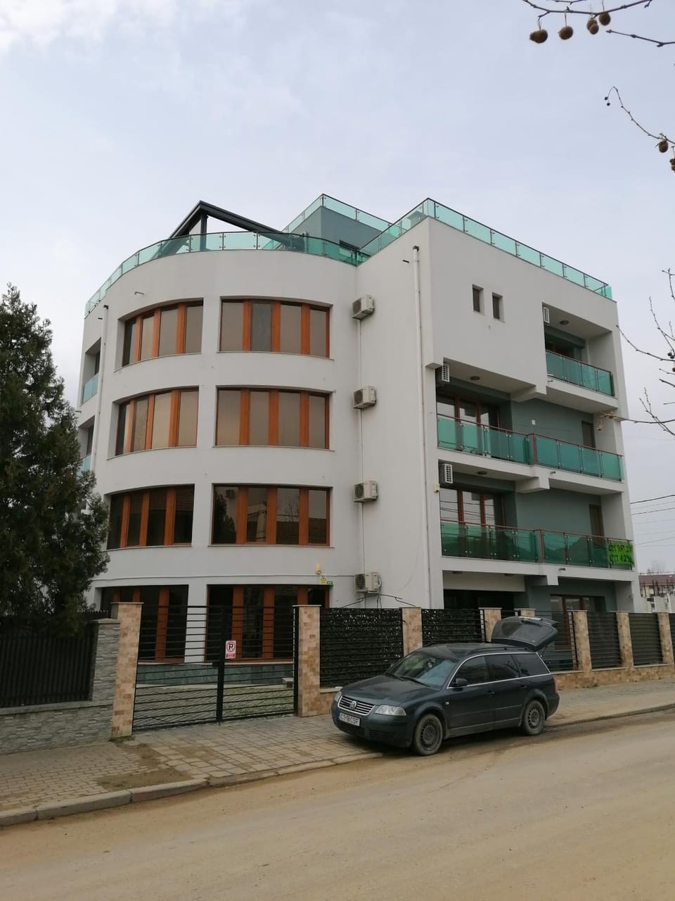 Property building, Location