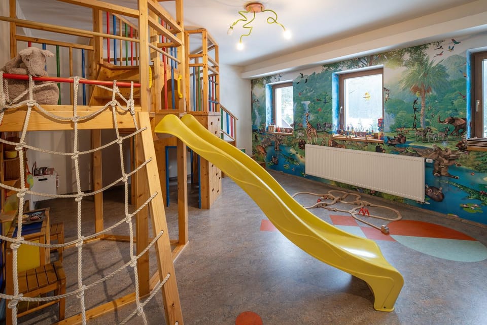 Kids's club