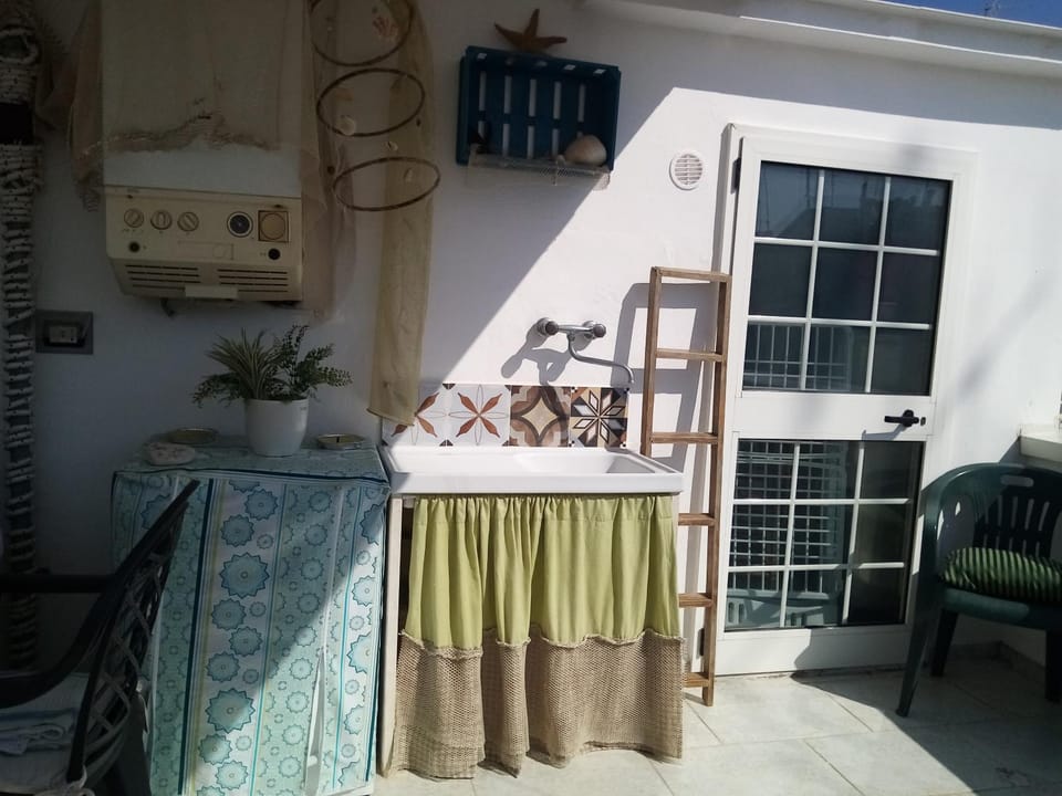 Sweet Home by Giò House in Mola di Bari