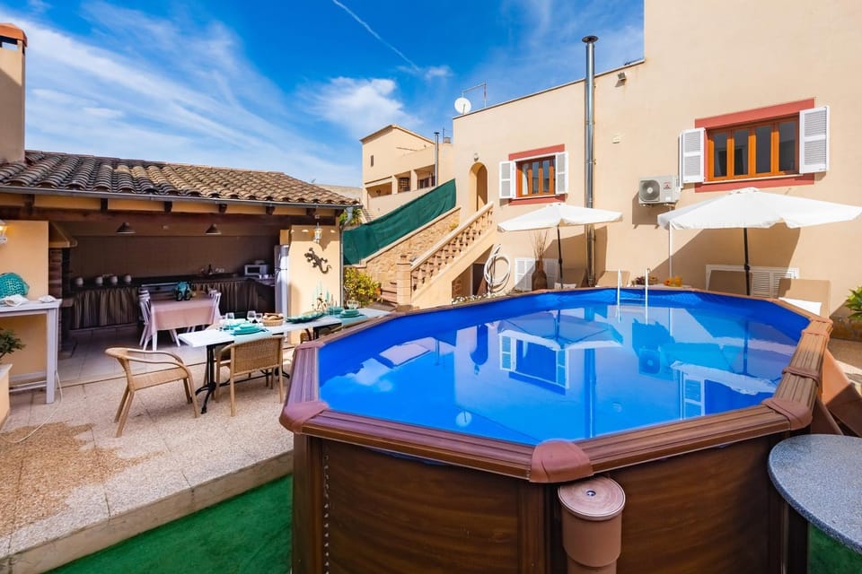 Property building, Swimming pool