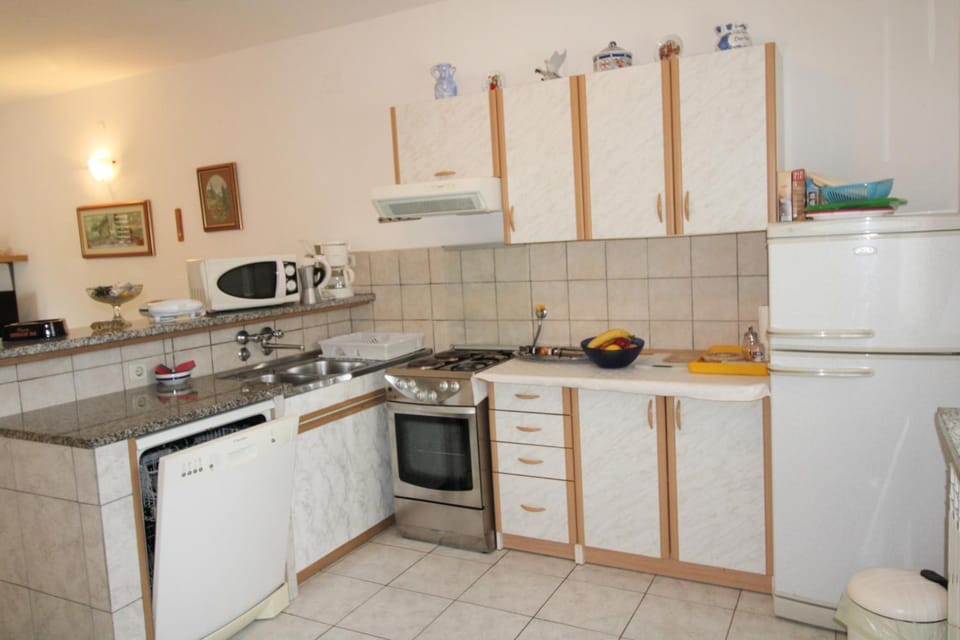 Communal kitchen