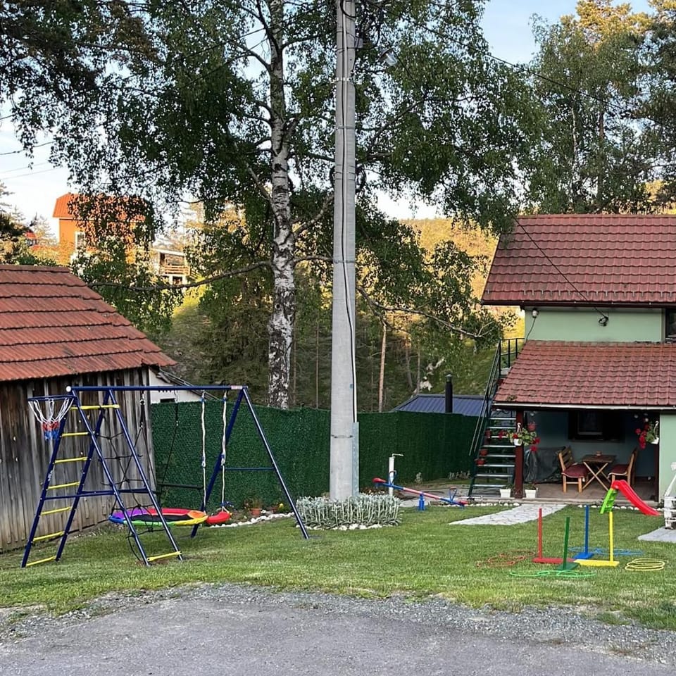 Kuća za odmor-Aleksandra House in Zlatibor District, Serbia