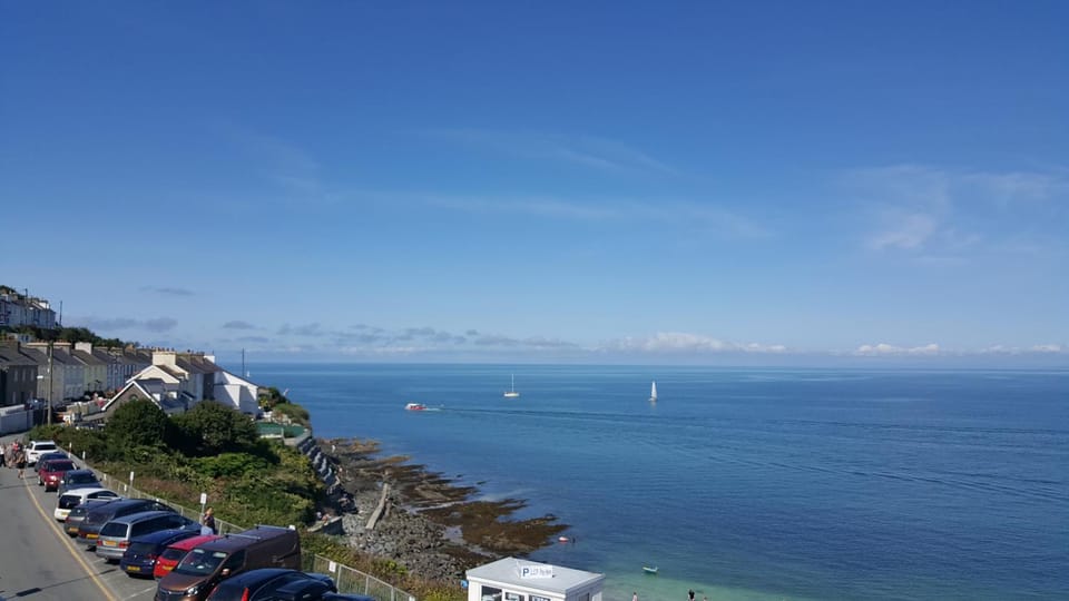 Property building, Natural landscape, Beach, Sea view