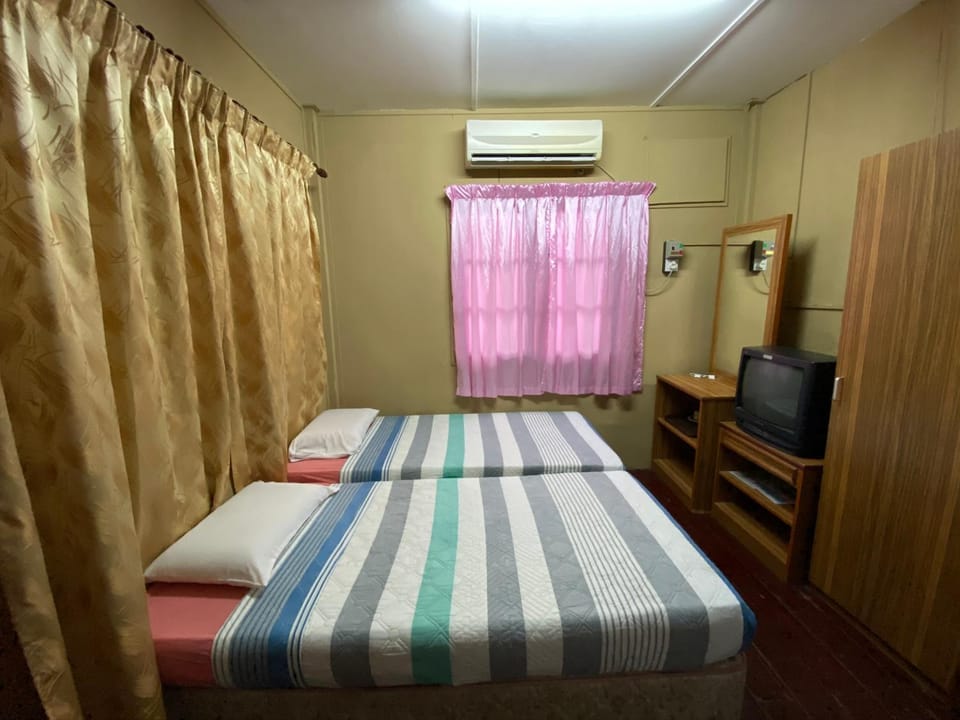 Property building, Bed