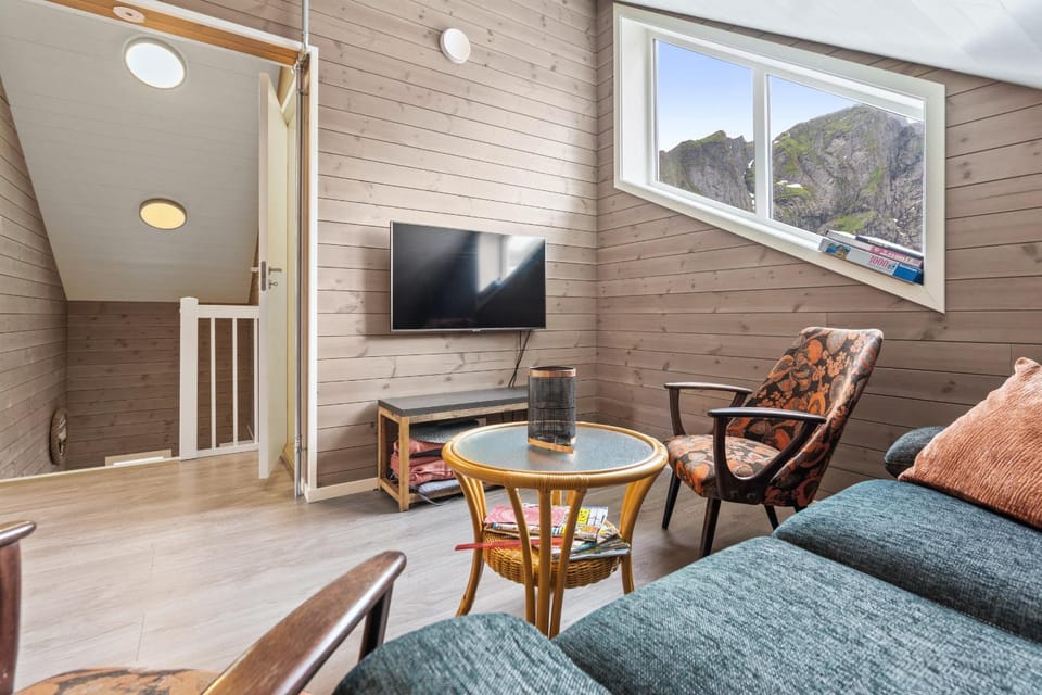 TV and multimedia, Seating area