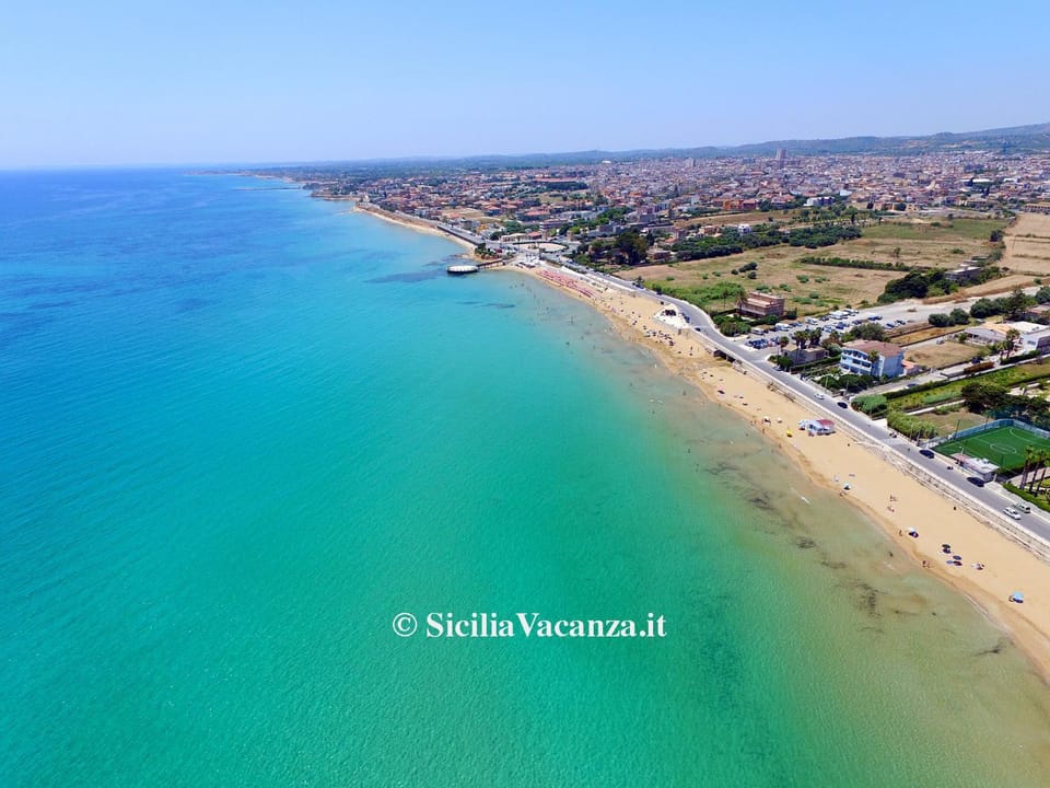 Nearby landmark, Bird's eye view, Beach, Sea view