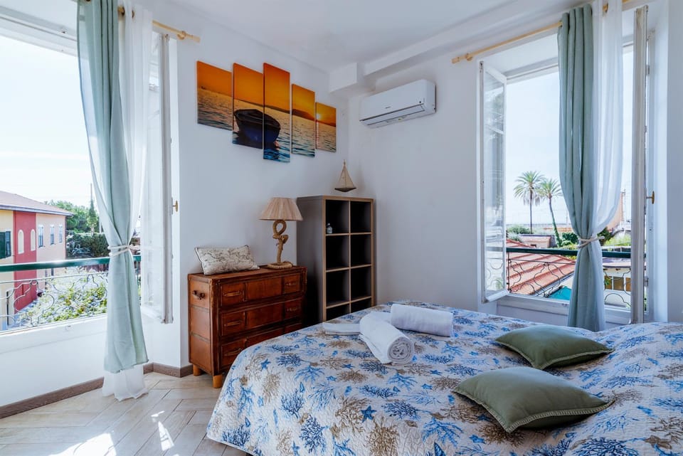 New Fishermans House Seaside, Air conditioning & WI-FI House in Bordighera