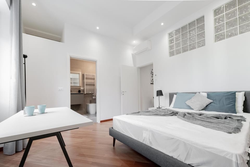 Bed, Photo of the whole room, Bedroom, wardrobe