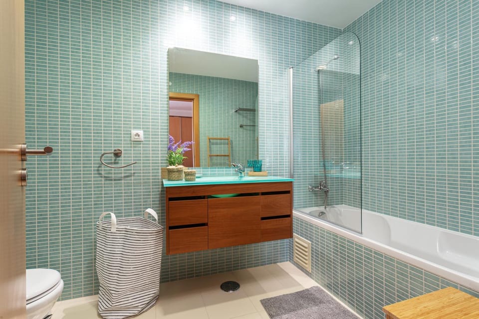 Bathroom, Bath