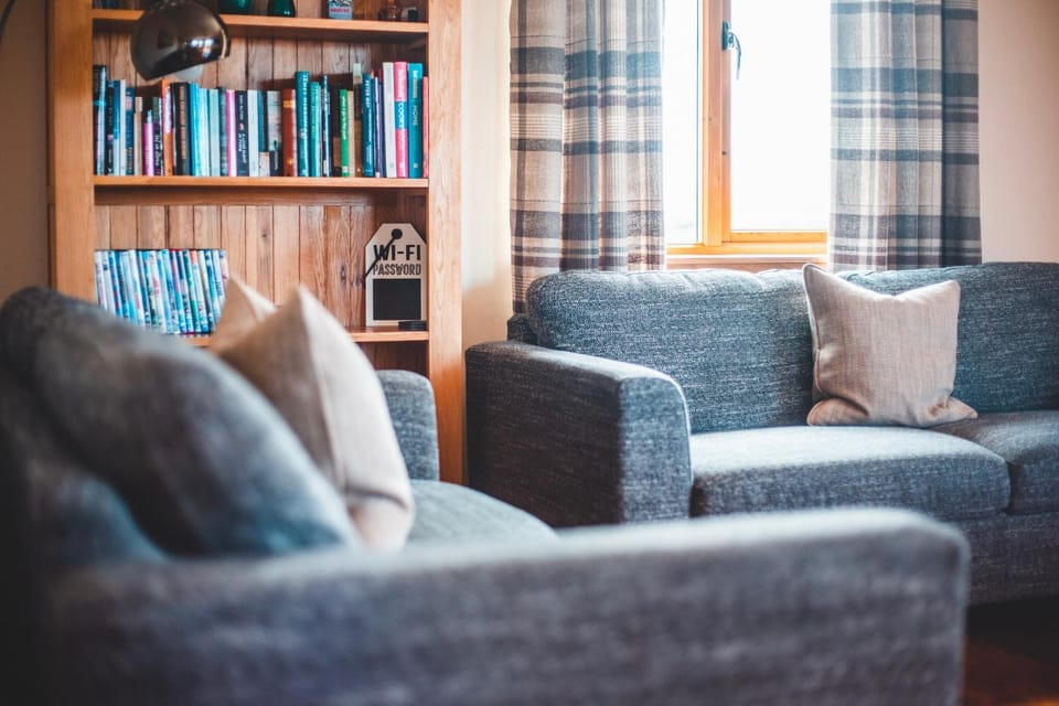 Library, Living room, Seating area