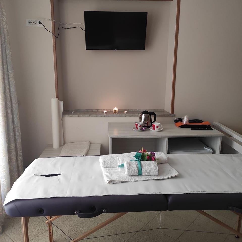 Massage, Massage, TV and multimedia, safe