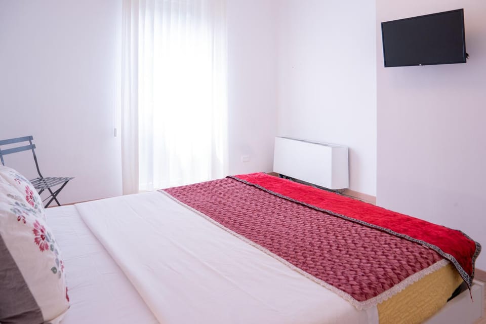 TV and multimedia, Bedroom