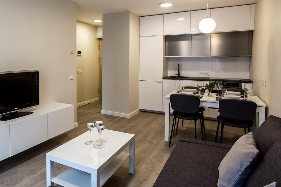 TV and multimedia, Kitchen or kitchenette, Living room, Communal kitchen