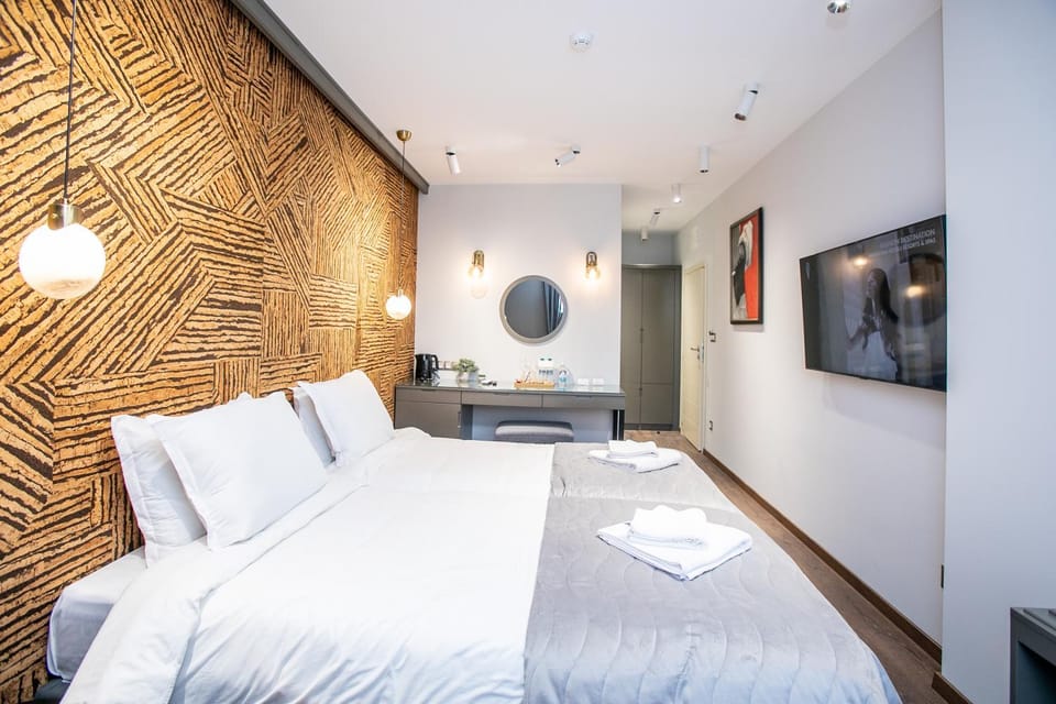Bed, TV and multimedia, Bedroom, air conditioner