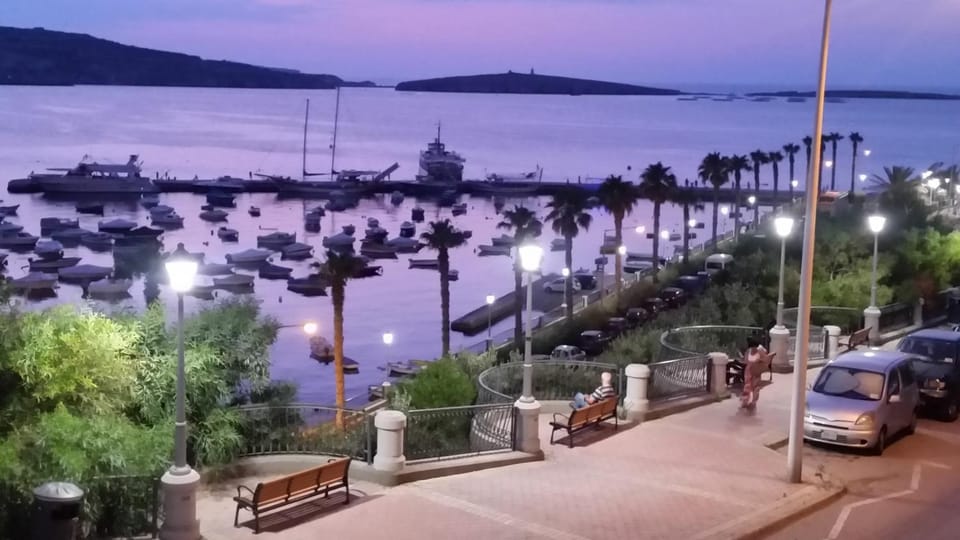 Side Sea View Street E, Steps Away to Bugibba Jetty, For the Blue Lagoon Boats and Other Islands Apartment in Saint Paul's Bay