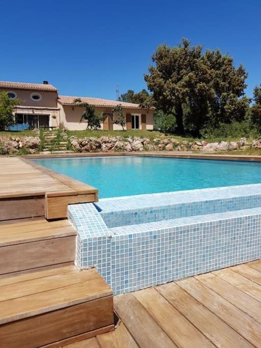 villa yaka Villa in French Riviera