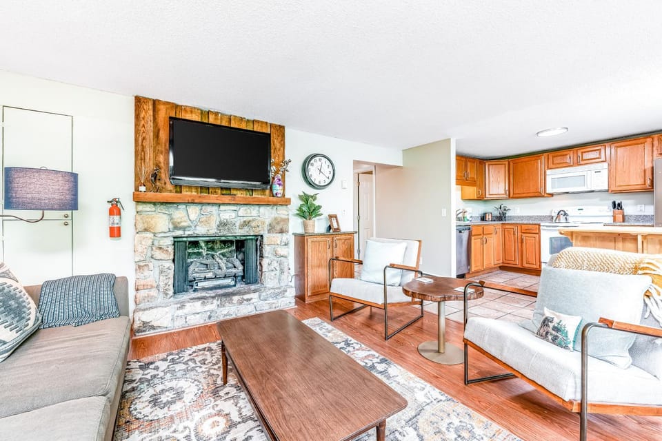 The Hemlock Hideaway Apartment in Sugar Mountain