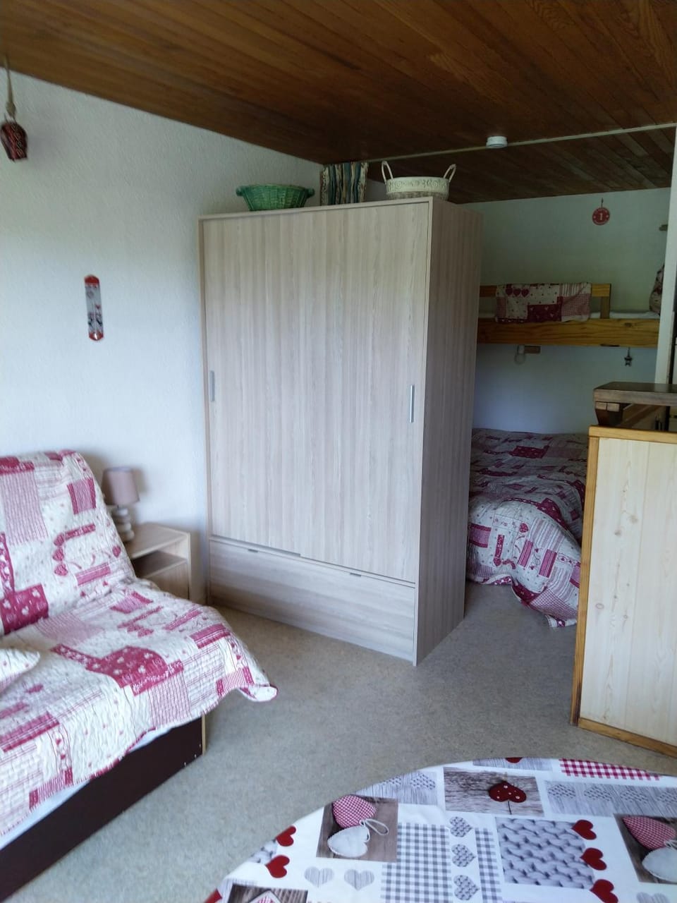 Photo of the whole room