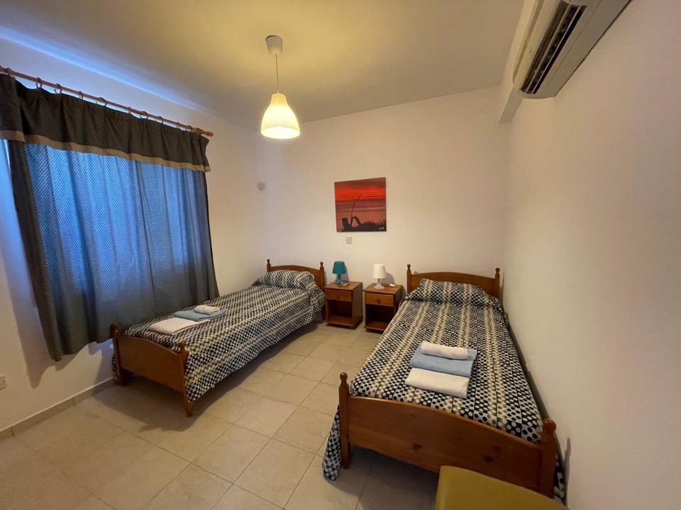 Holiday Villas in Cyprus (Philippos villa 5) House in Paphos District