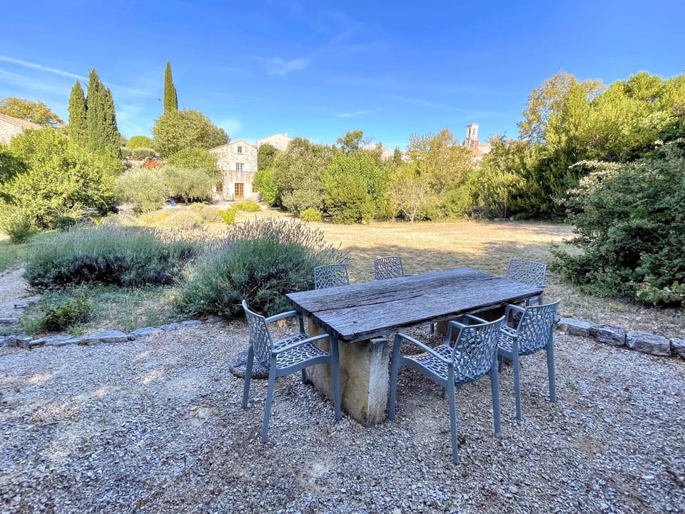 Dining area, Garden view