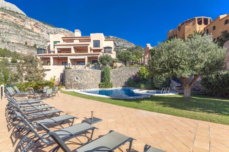 Garden, Mountain view, Swimming pool