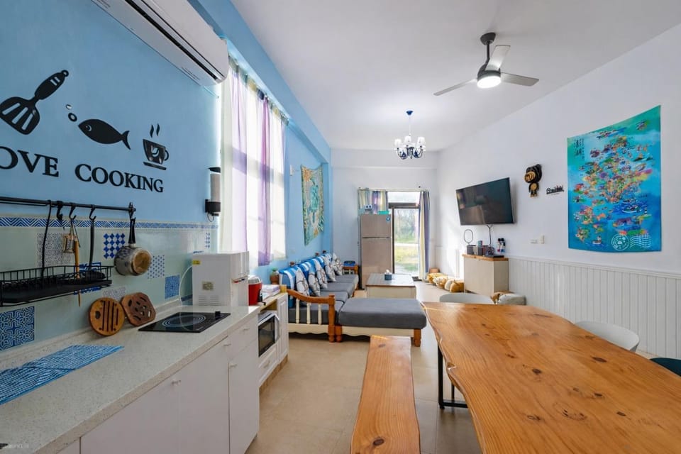Gold Coast B&B Bed and Breakfast in Fujian