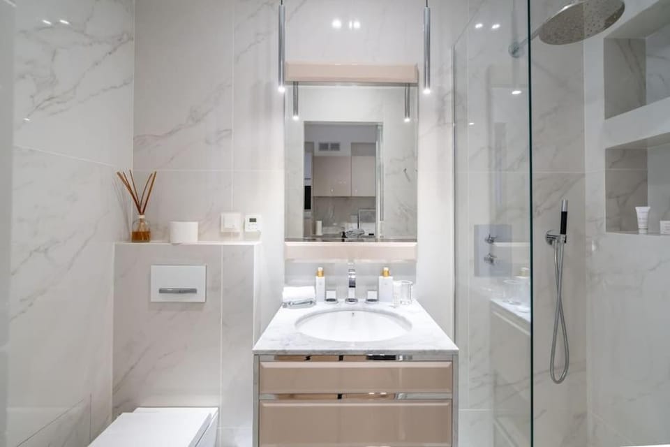 Luxury Apartment - 150m to Palais des Festivals ( Cannes ) Apartment in Cannes