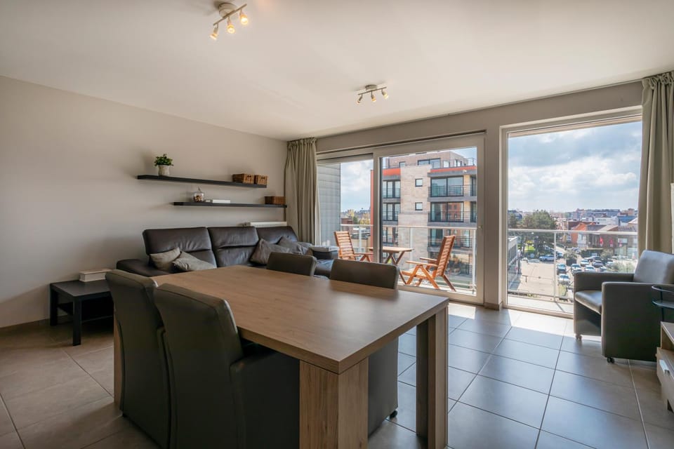 Frudor 0401 - 2 bedrooms 5p - sunny and centrally located Apartment in Koksijde