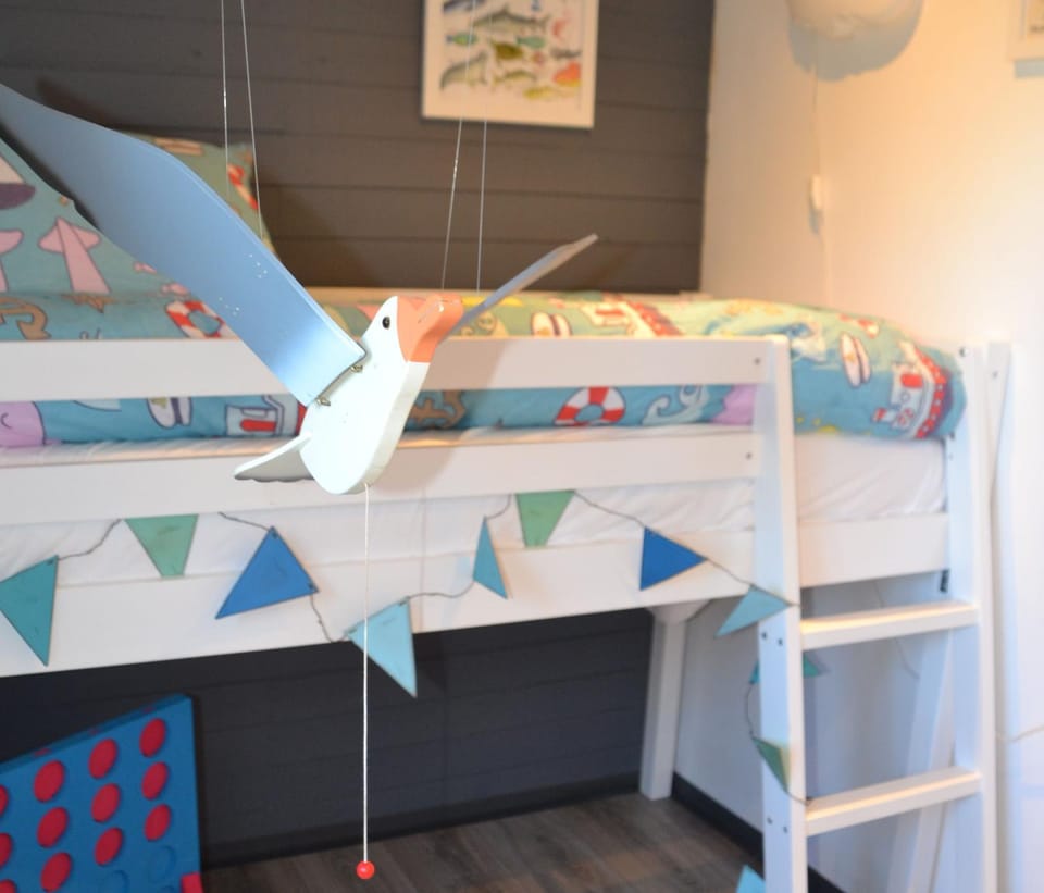 Bed, Bedroom, bunk bed