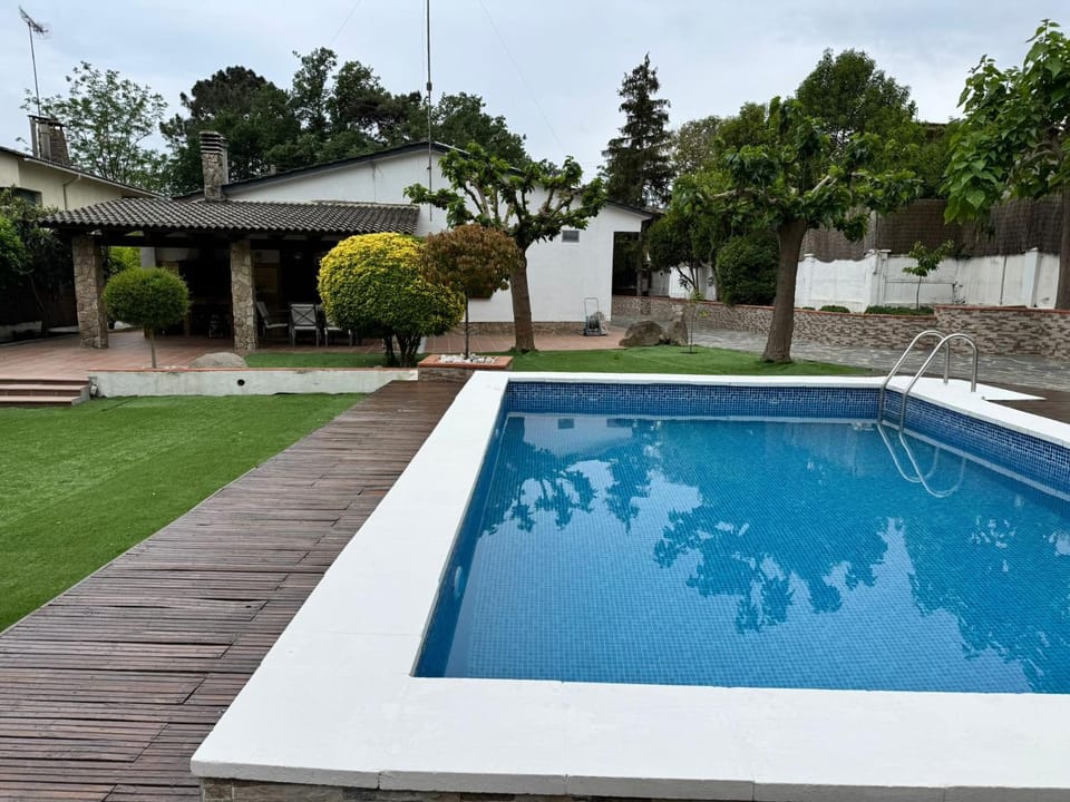 HomeHolidaysRentals Confort Villa in Maresme