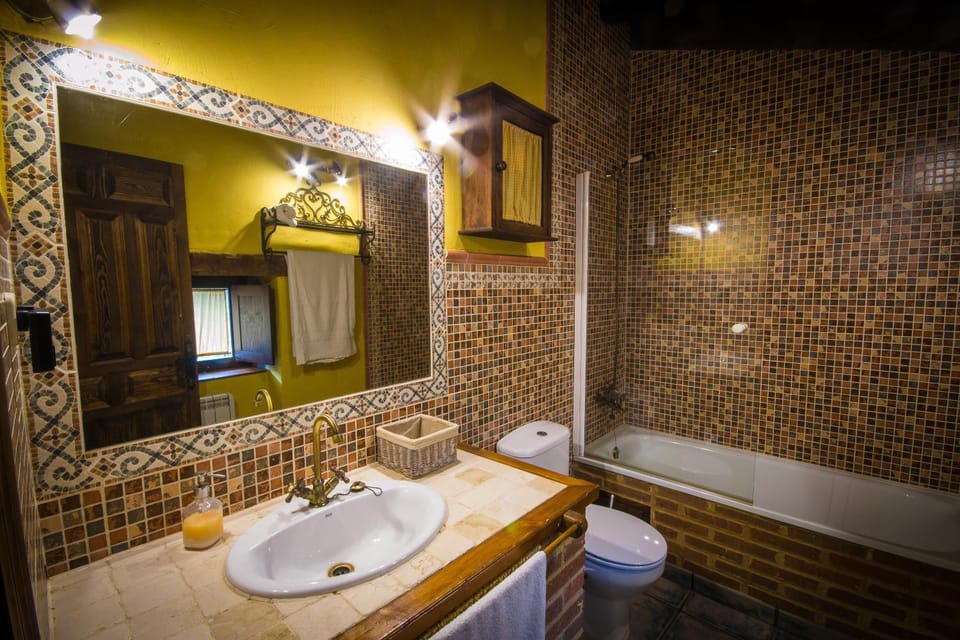 Toilet, Bathroom