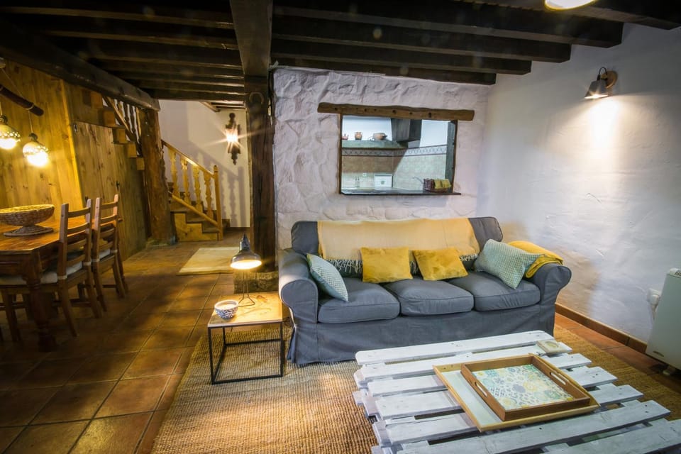 Casa rural La Tenada House in Castile and León