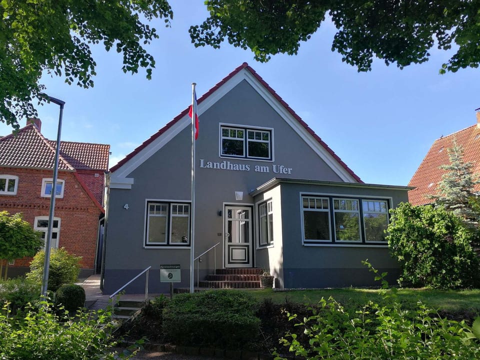 Landhaus am Ufer, Wohnung 3 Apartment in Heiligenhafen