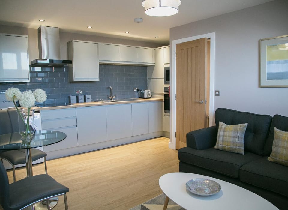 Kitchen or kitchenette, Living room